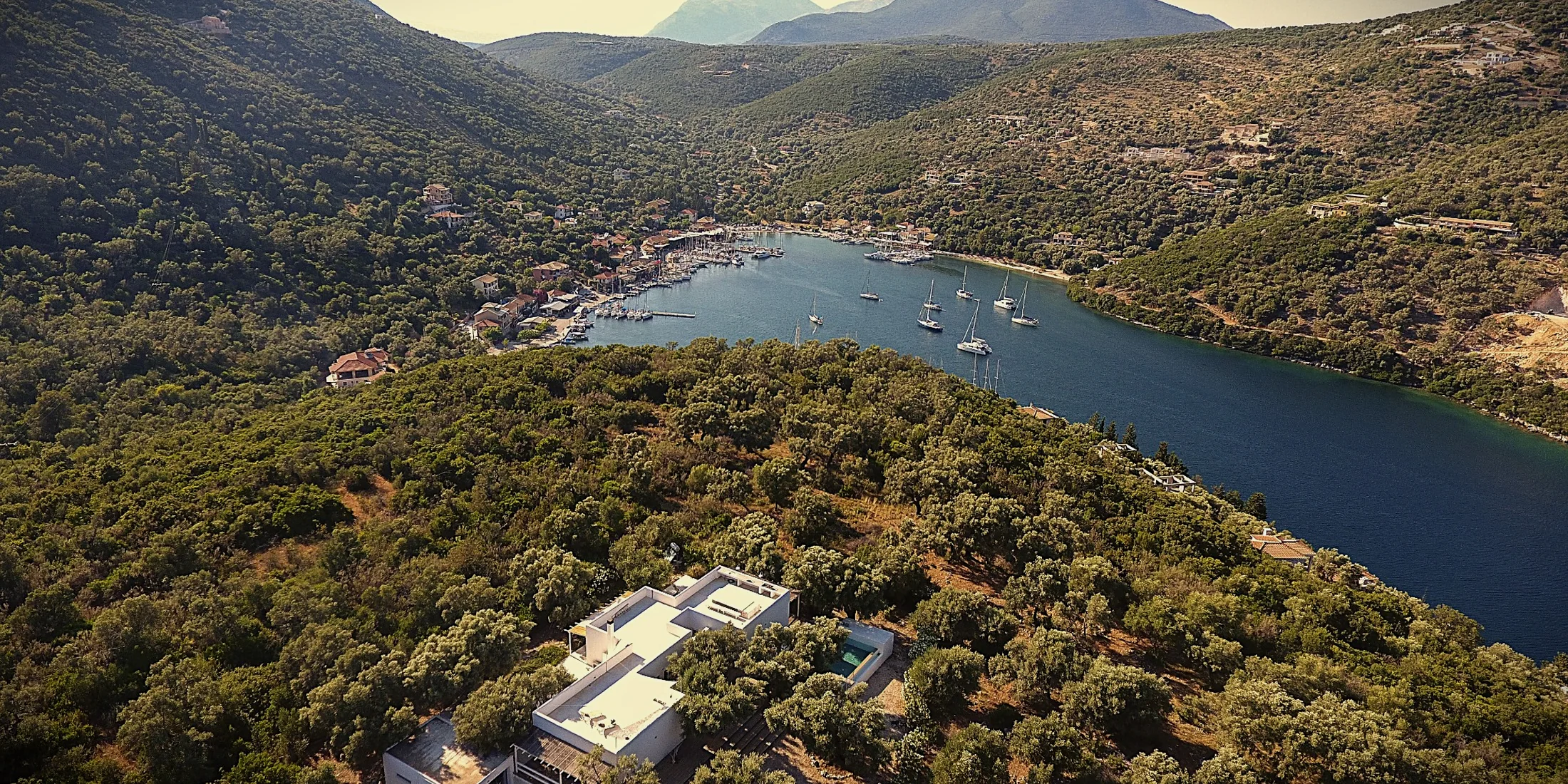 Sivota Bay and Villa Mavrades location